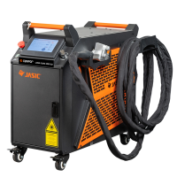 Аппарат ручной лазерной очистки Сварог Laser Clean 2000 3.0 (220В, 2000Вт, ширина очистки 300мм)